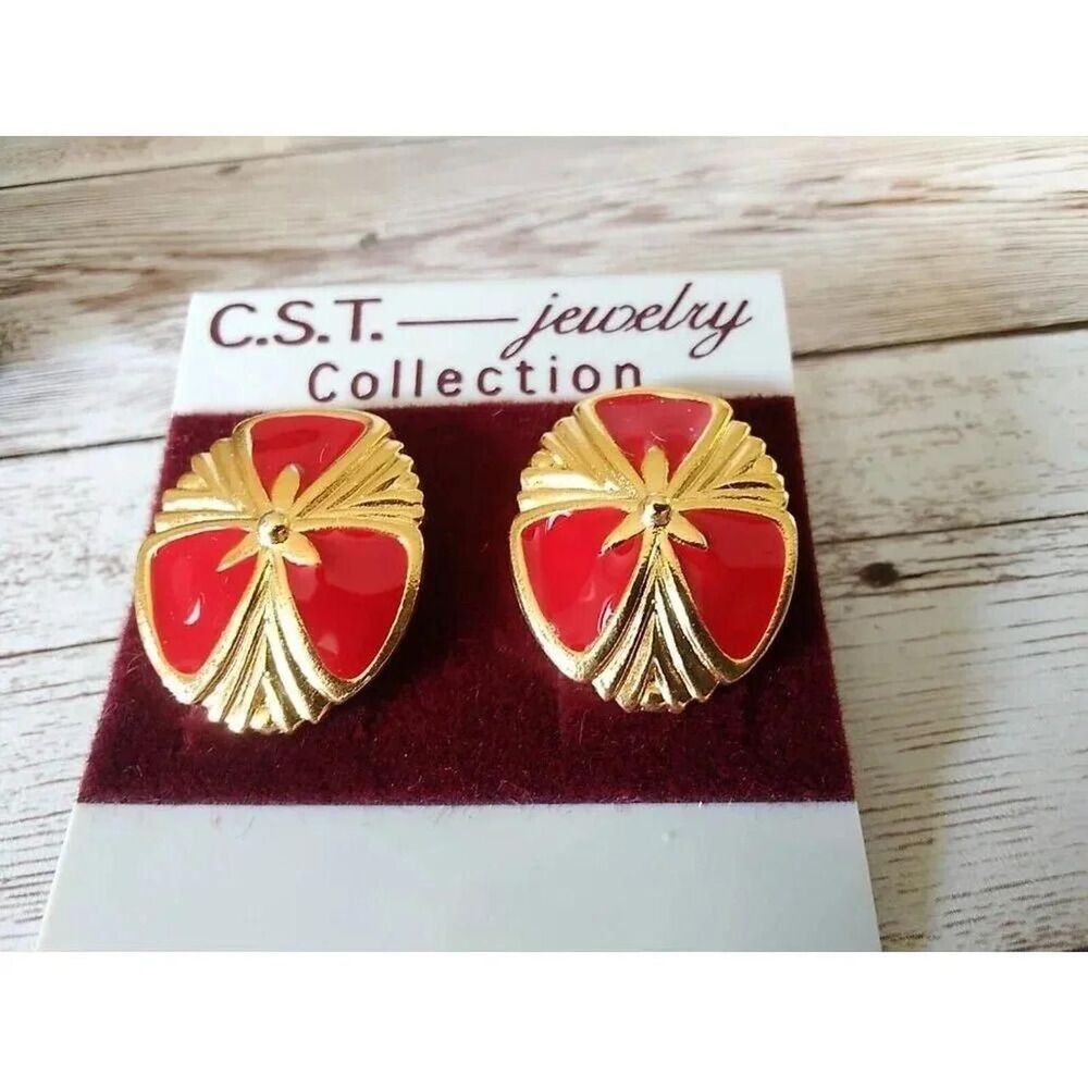 Red Vintage Deadstock 1980s Gold and Red Oval Deco Earrings